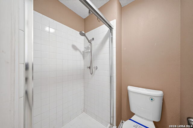 7713 Narrow Pass Property Photo 17