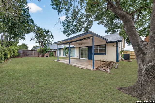 7713 Narrow Pass Property Photo 24