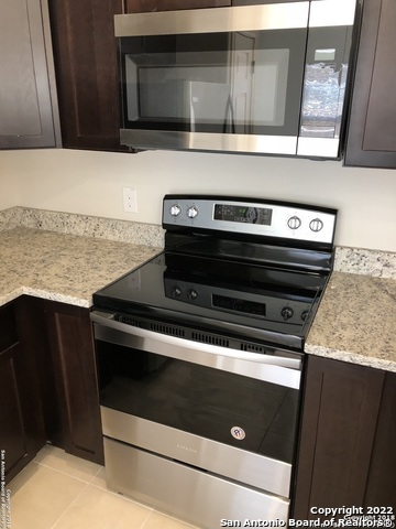 16719 Jupiter Hvn Property Photo 9