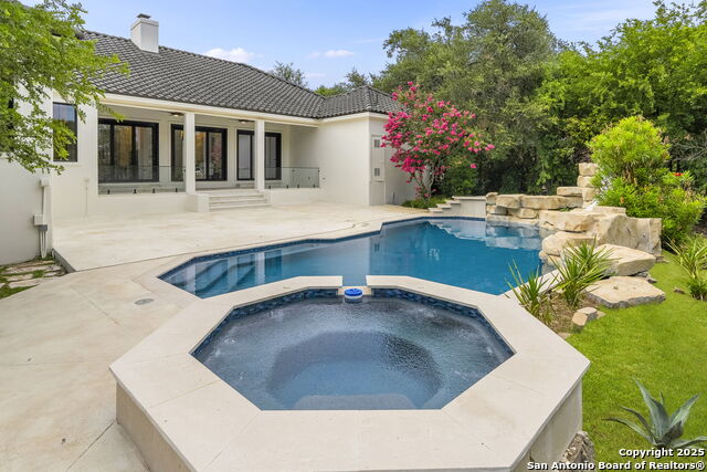 6 Turin Ct Property Photo 5