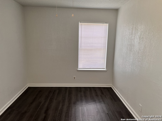 8003 Remuda Dr Property Photo 4