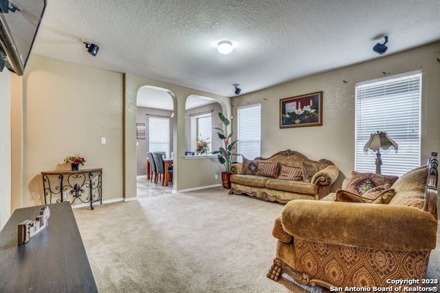 7122 Calypso Dawn Property Photo 5