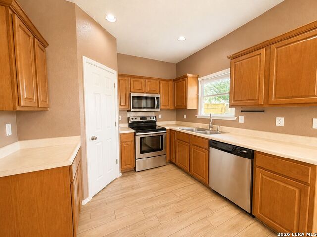 7122 Calypso Dawn Property Photo 5