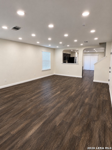 506 Blue Ribbon Property Photo 3