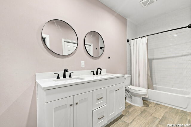 138 Hess St Property Photo 9