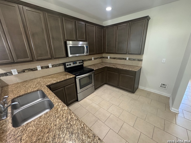 6702 Prescott Dr Property Photo 4