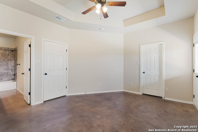 2584 Pahmeyer Rd Property Photo 17