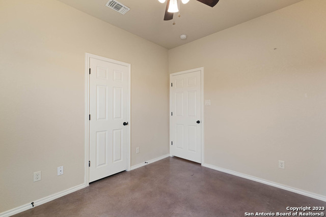 2584 Pahmeyer Rd Property Photo 23