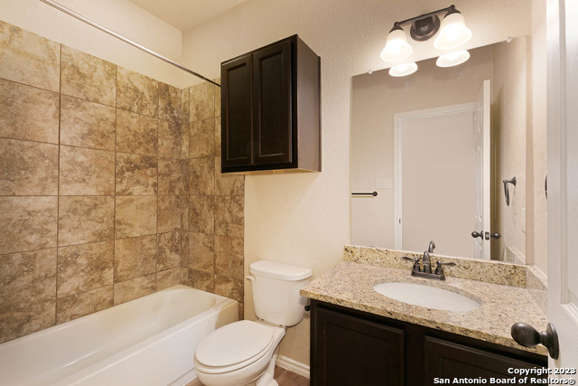 2584 Pahmeyer Rd Property Photo 24