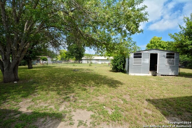 823 Serna Dr Property Photo 22