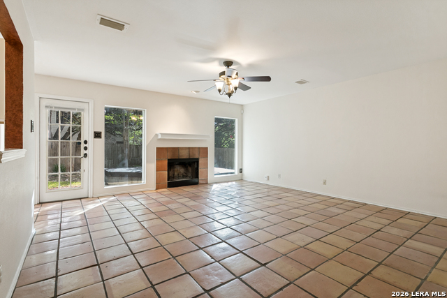 2535 Chestnut Bend Property Photo 7