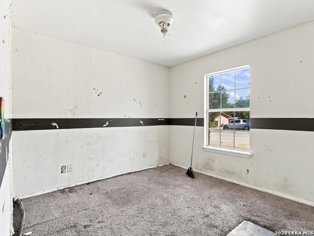 130 Rene Ave Property Photo 9
