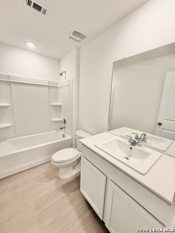 20823 Pinon Grv Property Photo 8