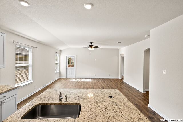 197 Sparrowhawk Property Photo 9