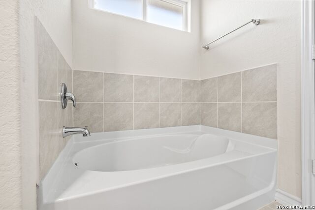197 Sparrowhawk Property Photo 18
