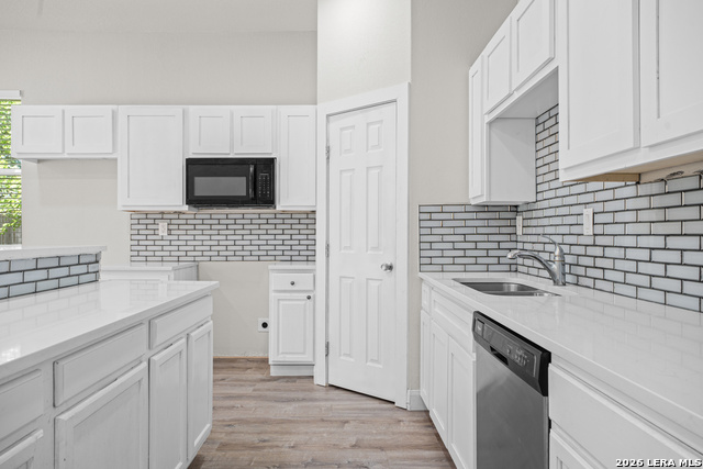 222 Rasa Property Photo 1