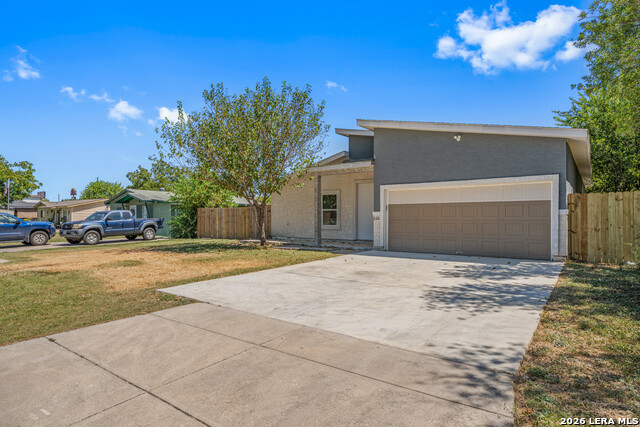 222 Rasa Property Photo 3