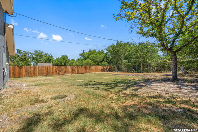 222 Rasa Property Photo 4