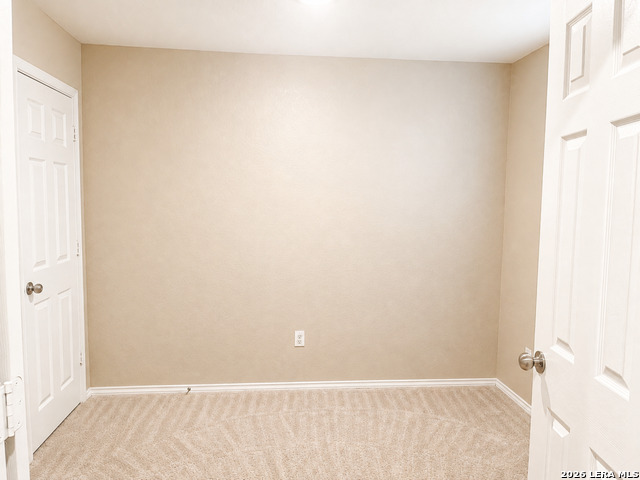 746 Retama Pass Property Photo 7