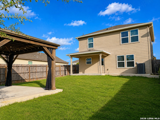 746 Retama Pass Property Photo 13