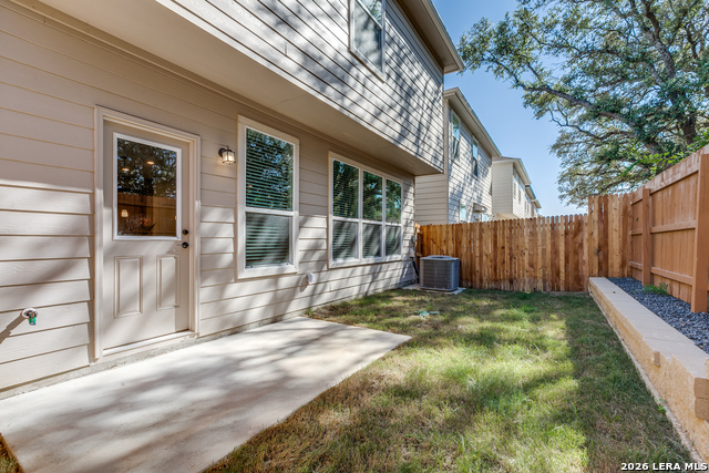 14839 Vance Jackson Property Photo 19