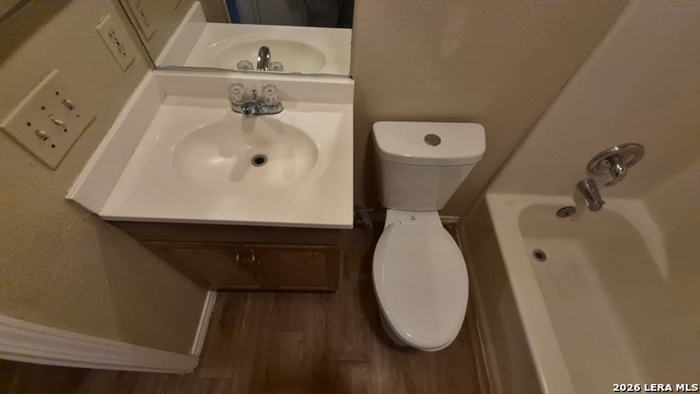 5201 Meadow Field Property Photo 22