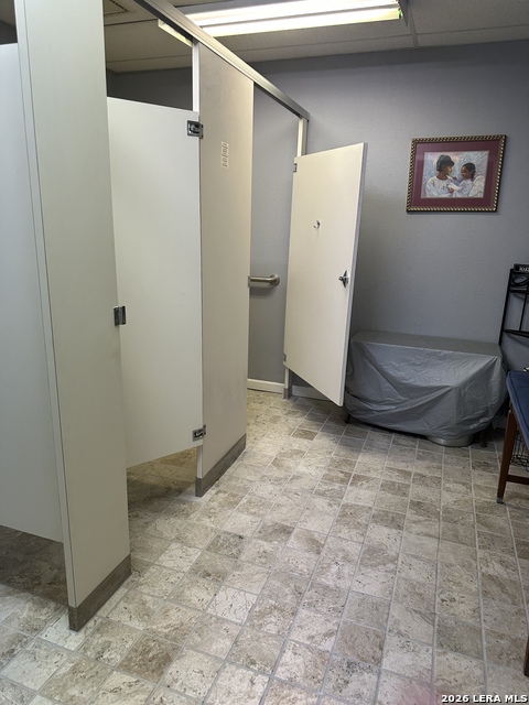 815 Albert Property Photo 14