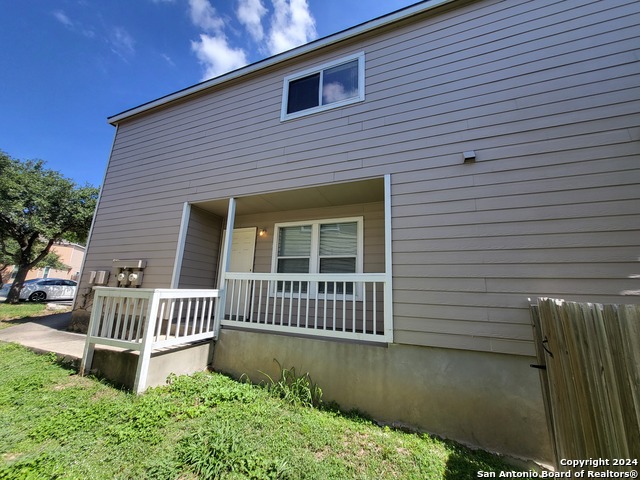8018 Maverick Climb Property Photo 4