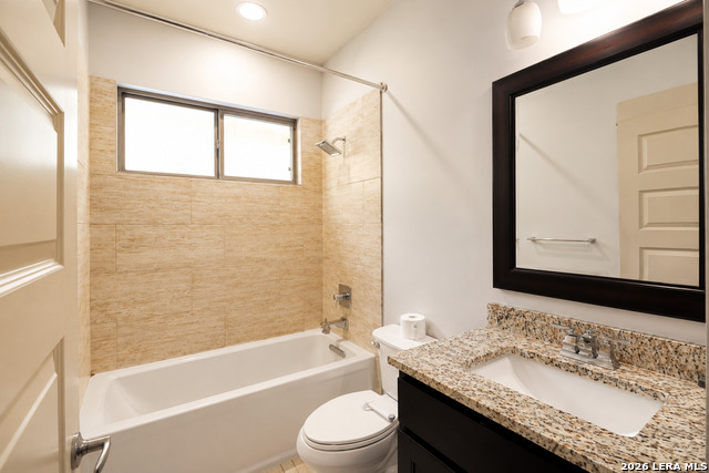 193 Champions Blvd Property Photo 13