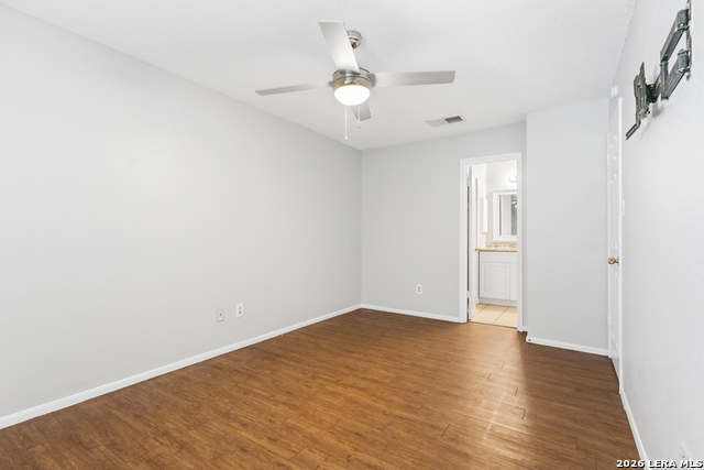 6710 Windsor Holw Property Photo 13