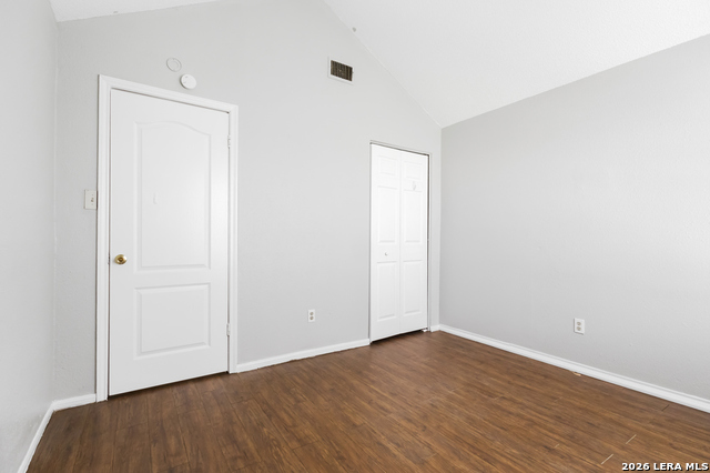 6710 Windsor Holw Property Photo 17