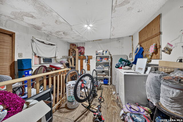2319 Valencia Property Photo 7