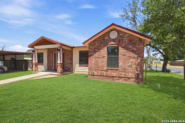 821 S E Colorado St Property Photo 2