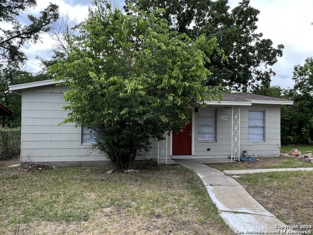 1130 Shadwell Dr Property Photo 2