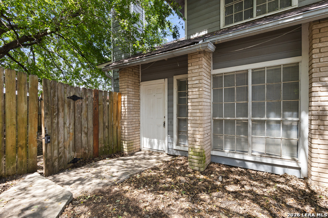 6714 Windsor Holw Property Photo 2