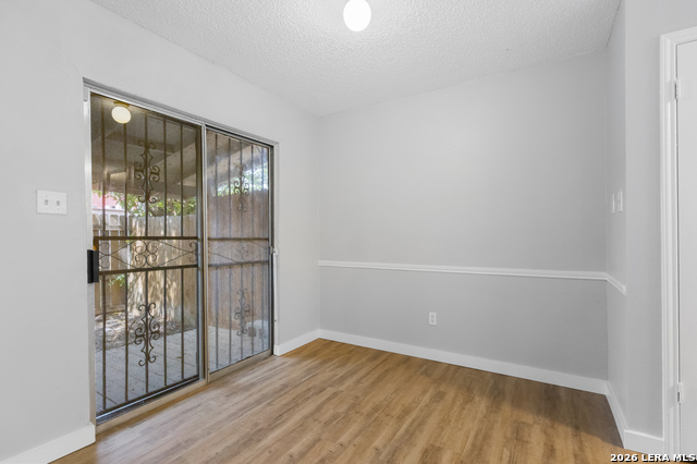 6714 Windsor Holw Property Photo 10