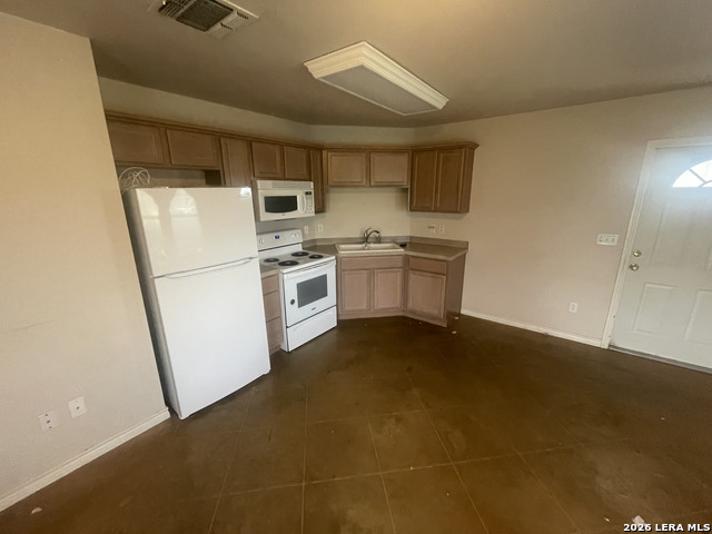 4601 S Old Bastrop Hwy Property Photo 7