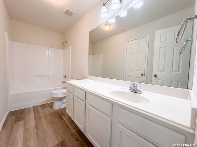 3765 Columbia Property Photo 13