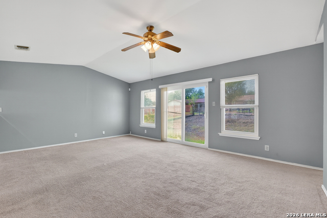 5827 Sun Bay Property Photo 4