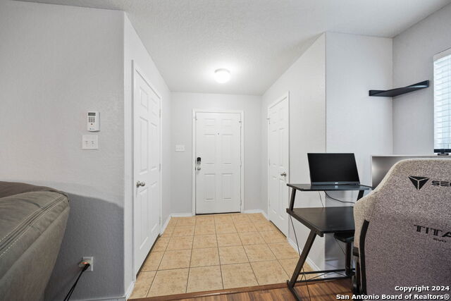 9227 Silver Vis Property Photo 5