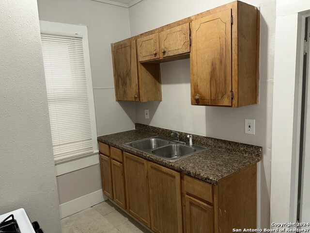 1320 Monterey Property Photo 4