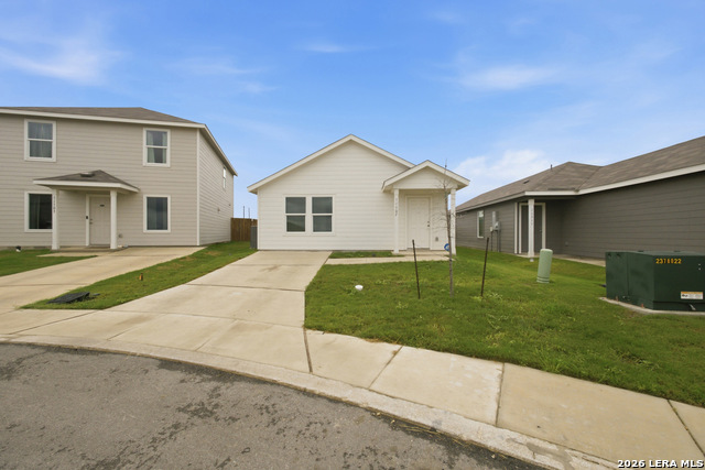 11507 Field Briar Property Photo 2