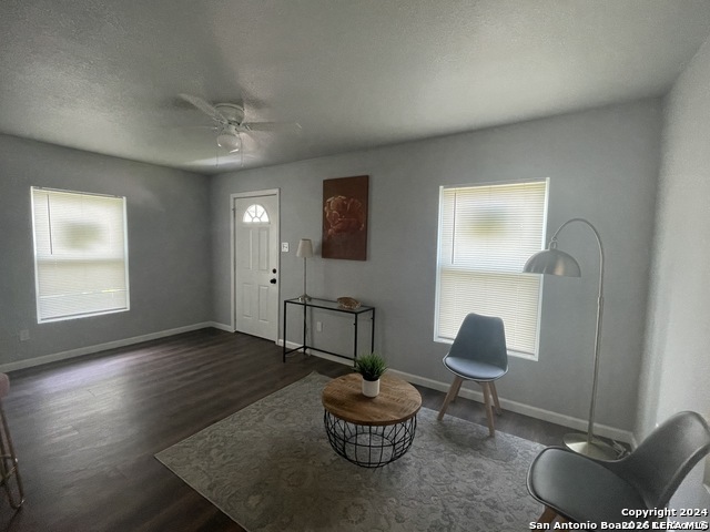 422 Florence St Property Photo 1