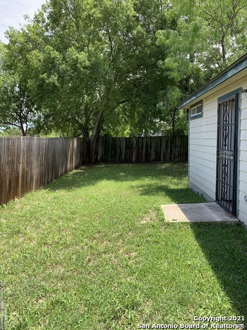 4906 Fridell St Property Photo 9