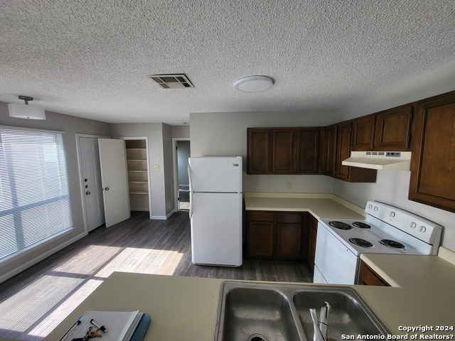 8431 Cranberry Hl Property Photo 5