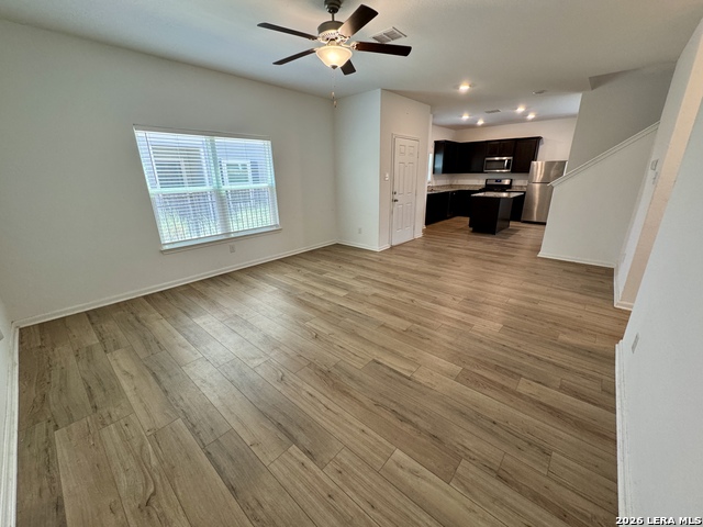 10818 Emerick St Property Photo 5