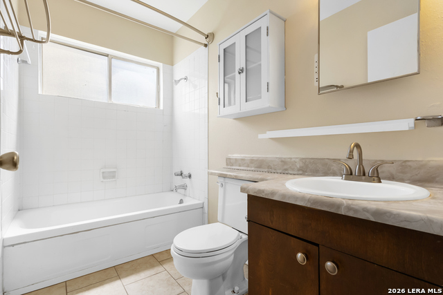 4318 Sun Gate St Property Photo 18