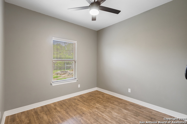 924 Scenic Hills Dr Property Photo 16
