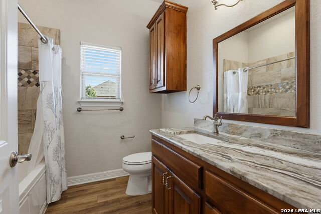 211 Siena Woods Property Photo 25