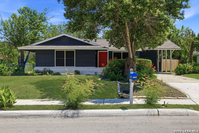 7126 Westbriar